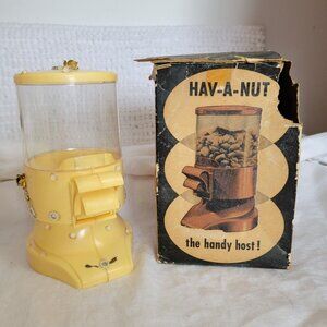 Vintage Hav-A-Nut The Handy Host Dispenser w/original box United Eng. 8 oz pat p